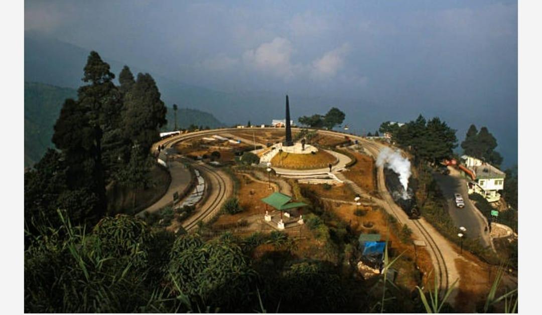 Pathi Bunkers Hostel Darjeeling  Exterior photo
