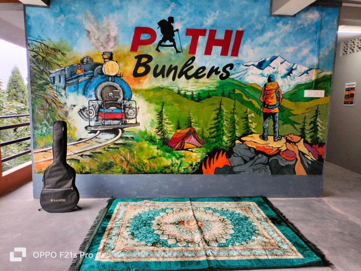 Pathi Bunkers Hostel Darjeeling  Exterior photo