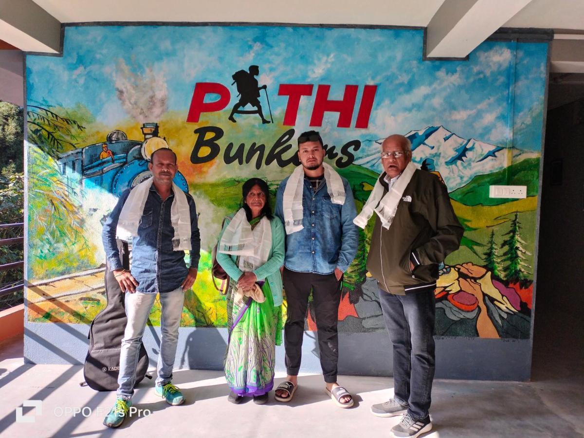 Pathi Bunkers Hostel Darjeeling  Exterior photo