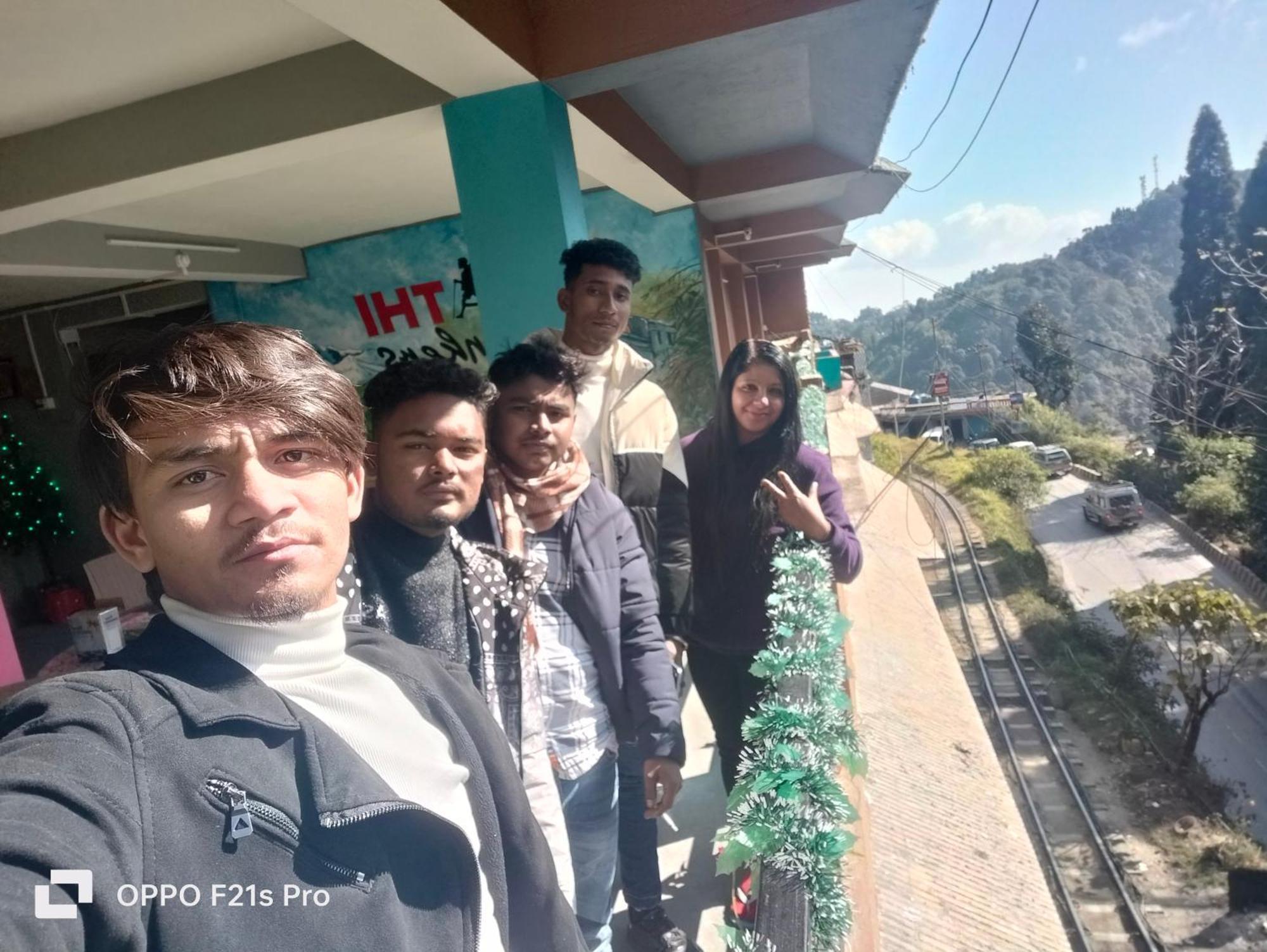 Pathi Bunkers Hostel Darjeeling  Exterior photo