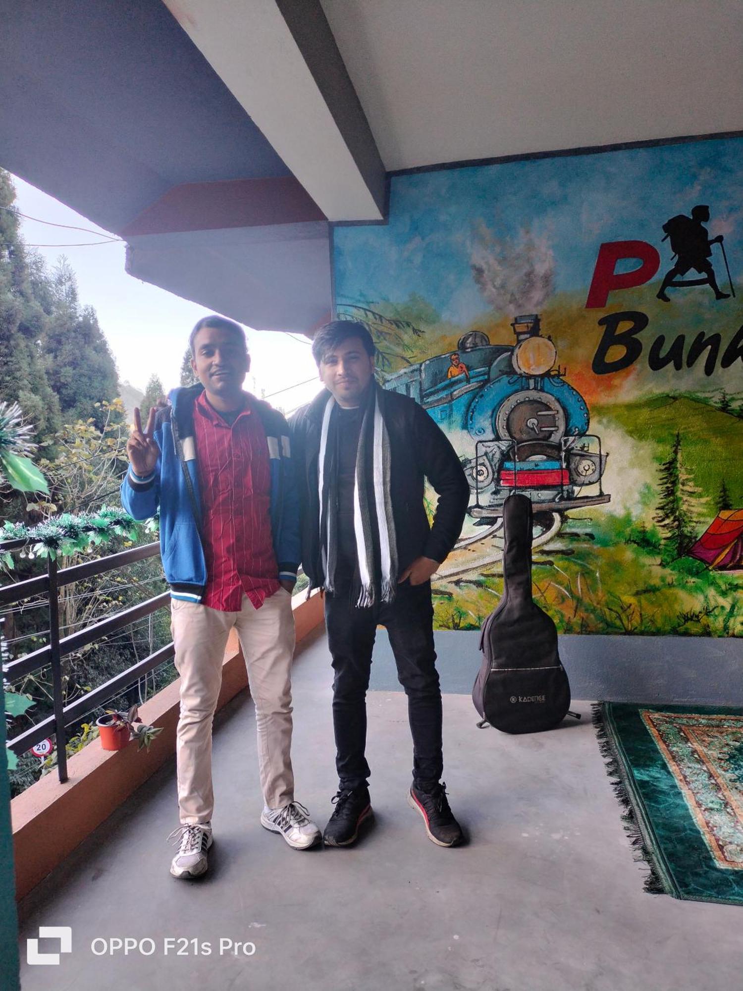 Pathi Bunkers Hostel Darjeeling  Exterior photo